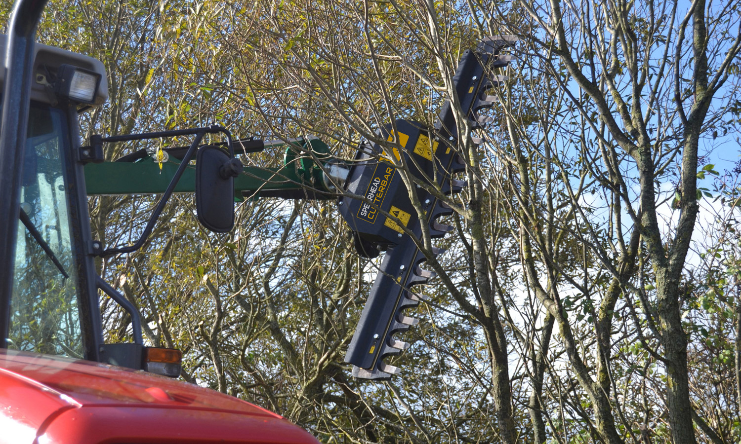 Branch cutting with the SP23 cutterbar